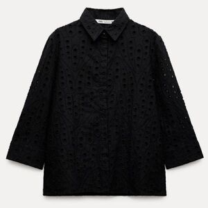 Zara ZW Collection Black Embroidered Eyelet Poplin Shirt. Size M. 100% Cotton.